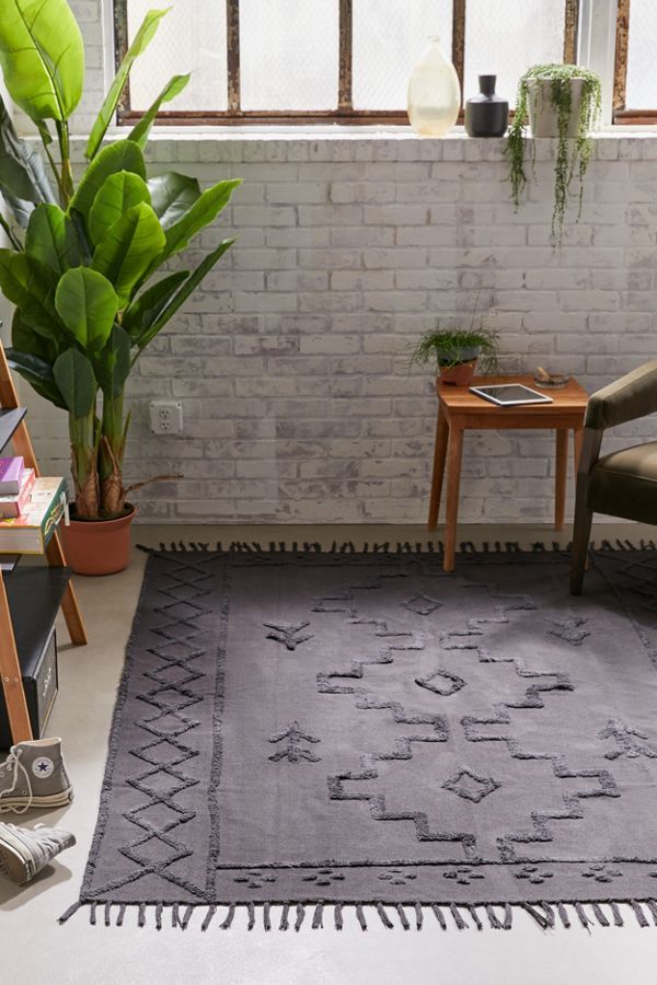 Isidora Tufted Rug | Urban Outfitters (US and RoW)