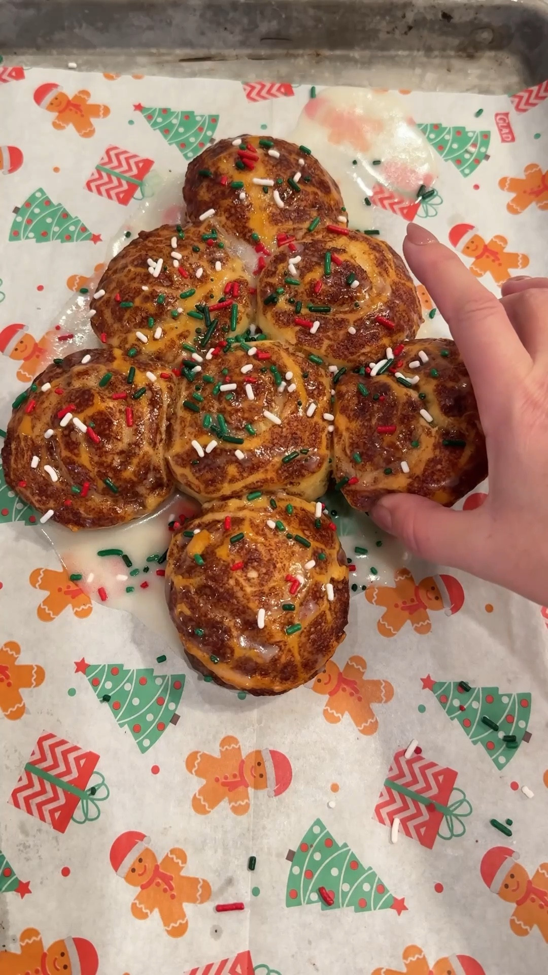 Holiday baking made easy 🎄✨
These Pillsbury cinnamon rolls shaped into a Christmas tree are the cutest (and easiest) holiday breakfast idea!
Linked the baking sheet, parchment paper, and festive sprinkles 🍥

#LTKHoliday #LTKhome #LTKbaking #holidayrecipes #christmastreats

#LTKFamily #LTKHoliday #LTKHome