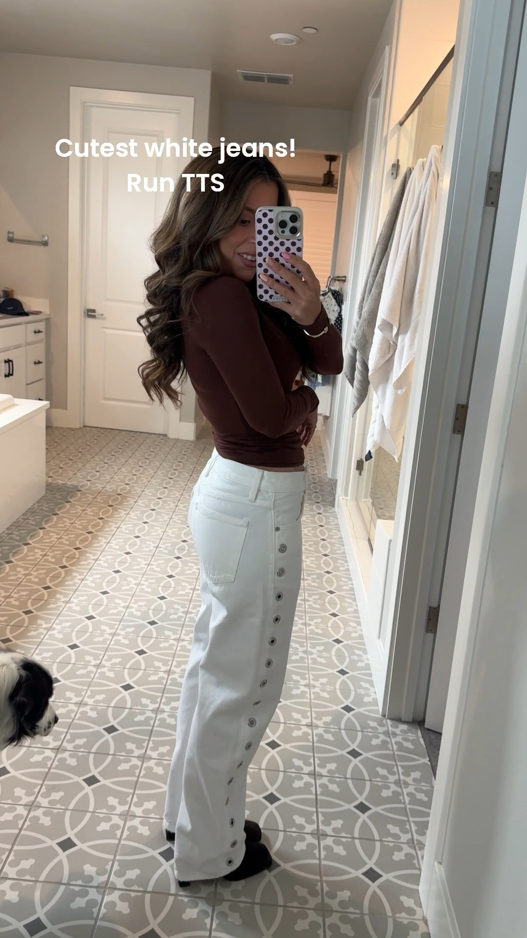  Cutest jeans for my petite gals. For reference, I am 5’1” 110 lbs and wearing a size 25.

#LTKootd #LTKPetite