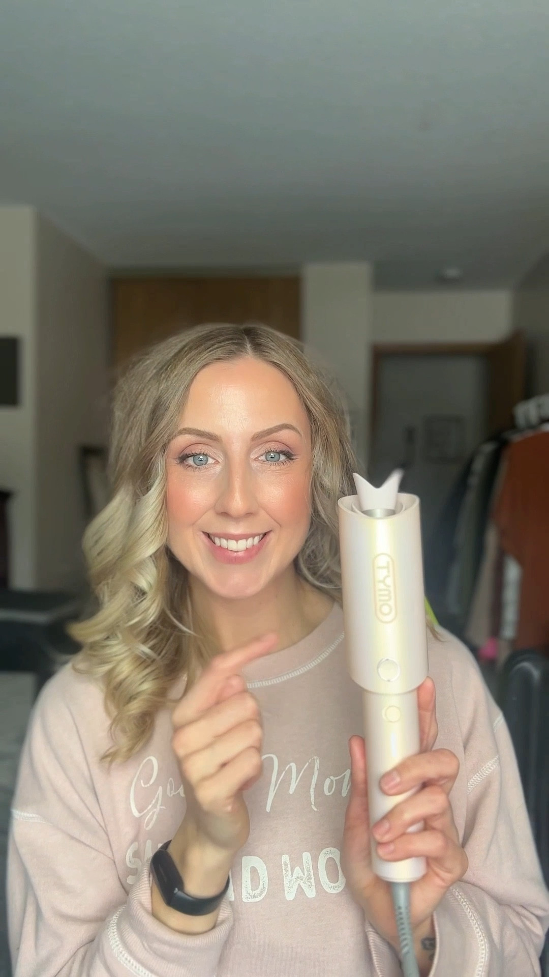 The best curling iron 

#LTKGiftGuide #LTKHoliday #LTKBeauty