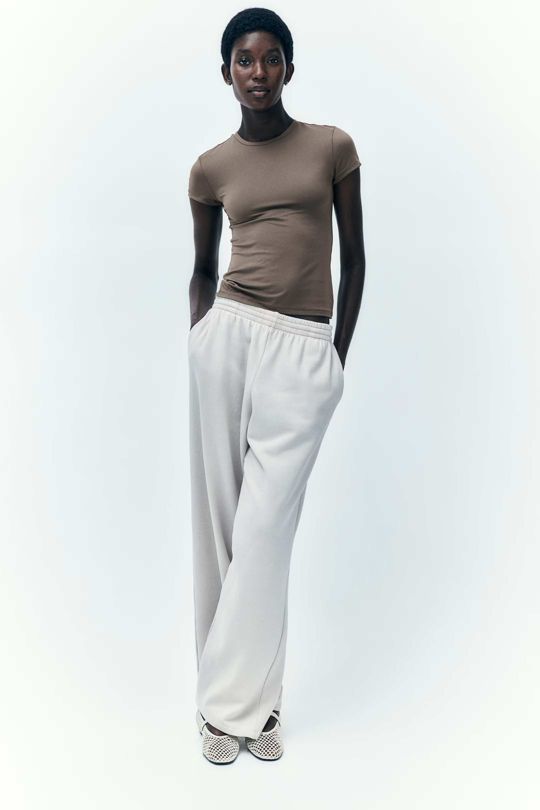 Fitted microfibre T-shirt | H&M (UK, MY, IN, SG, PH, TW, HK)