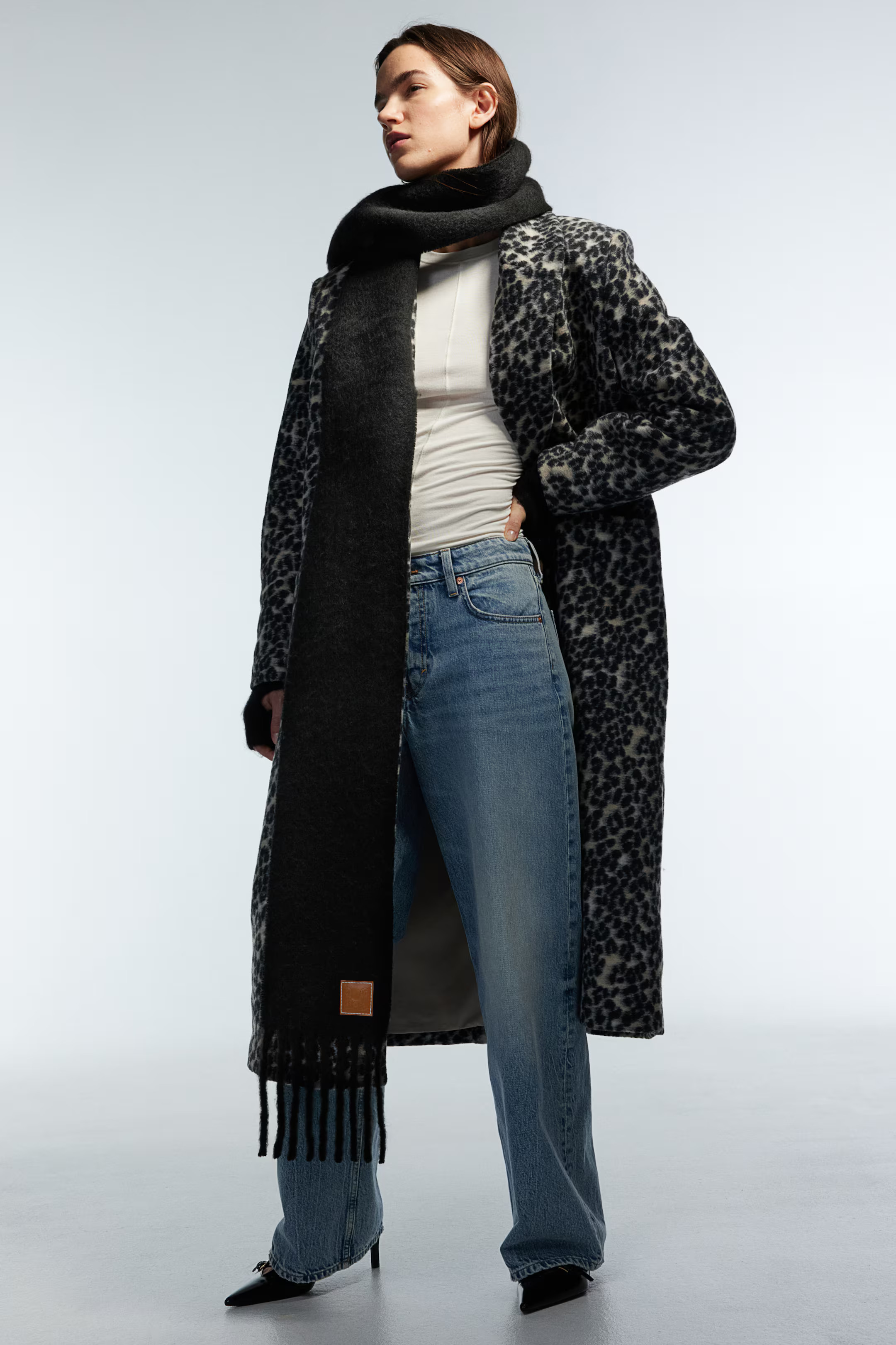 Fluffy Scarf | H&M (US + CA)