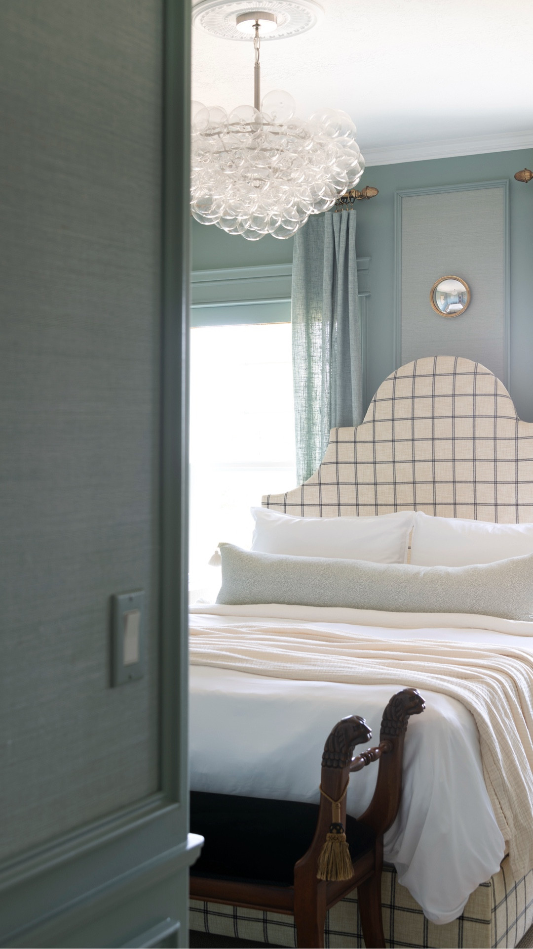 The bedding in our guest room is so good... linking everything for you!


#LTKHome