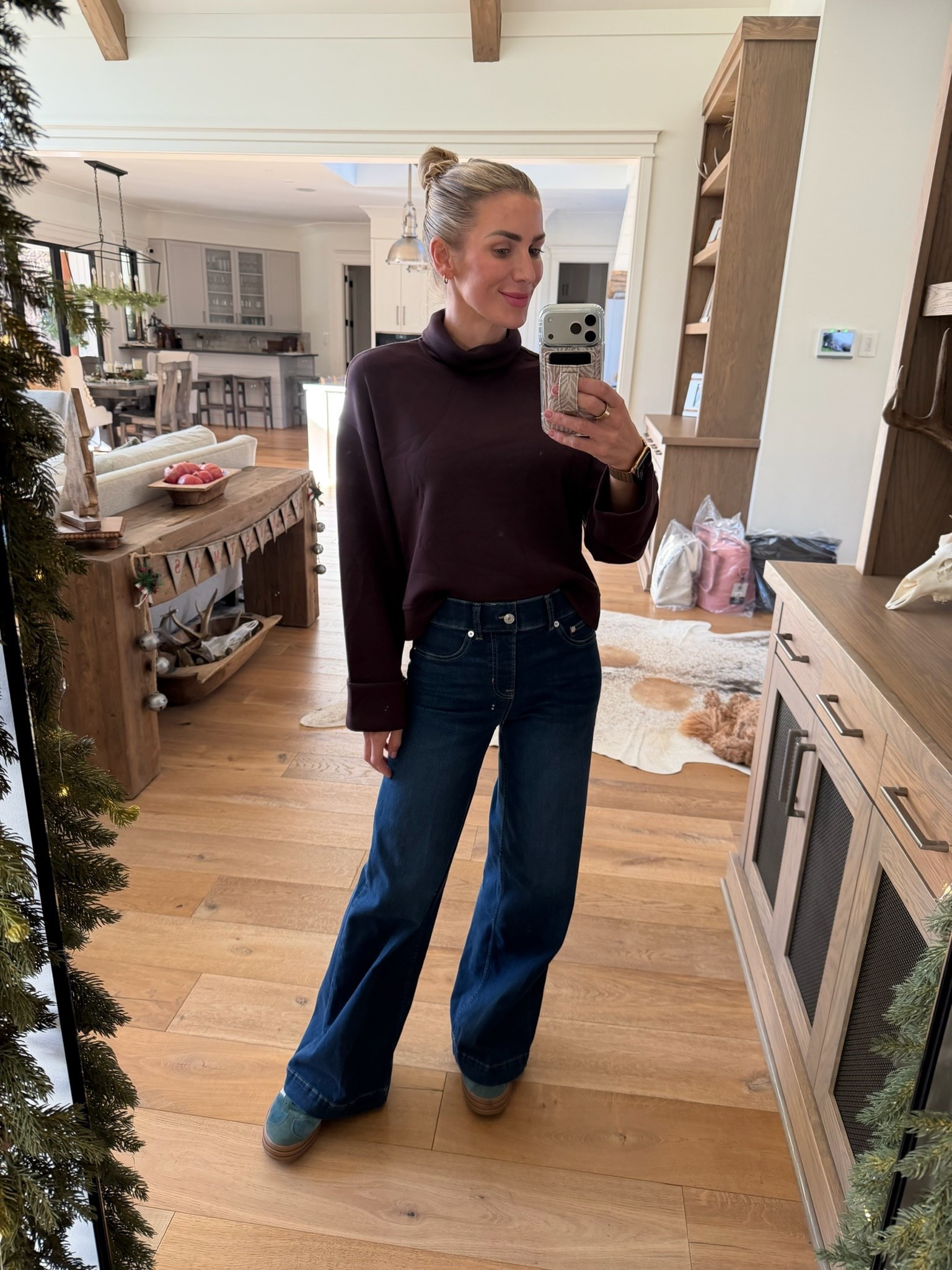 It’s from SPANX 🤌 andddd on sale!

#LTKCyberWeek #LTKootd #LTKSaleAlert