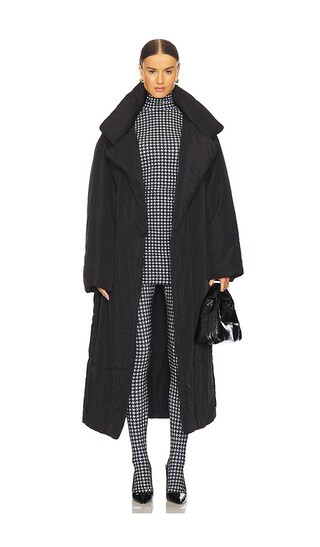 Norma Kamali Classic Sleeping Bag Coat in Black. - size M-L | Revolve Clothing (Global)