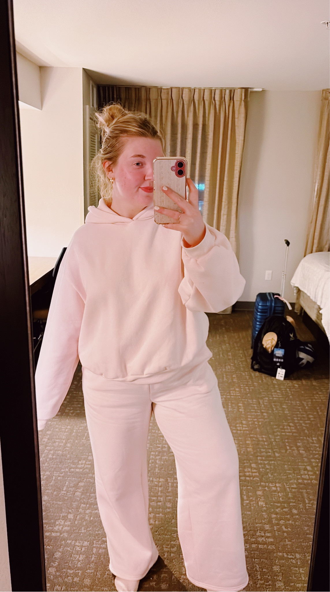 Baby pink roadtrip comfy set!!!🎀💖✨🩷🌷

Use my code “blondehairhotpink” to save some $ 

#LTKStyleTip #LTKFindsUnder50 #LTKSaleAlert