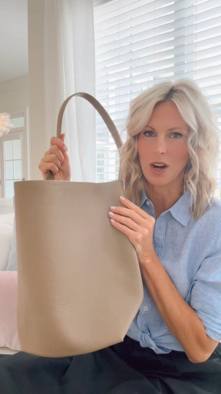 I've been on the hunt for an affordable bucket bag that still feels high end and well-made, and I finally found one. 🤍

This one from @Quince has all the details I was looking for: beautiful stitching, a long strap, a removable pouch inside, and plenty of room for all the things I end up carrying throughout the day.

I love that it's oversized without feeling bulky, and it's quickly become the bag I reach for when I'm running errands, shopping, or heading out for the day. Such a classic piece that goes with everything! #QuincePartner

#LTKmomlife #LTKSeasonal #LTKTravel