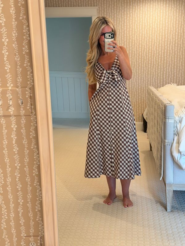 My favorite dress find that is under $30!  

 #LTKootd #LTKSeasonal #LTKWedding