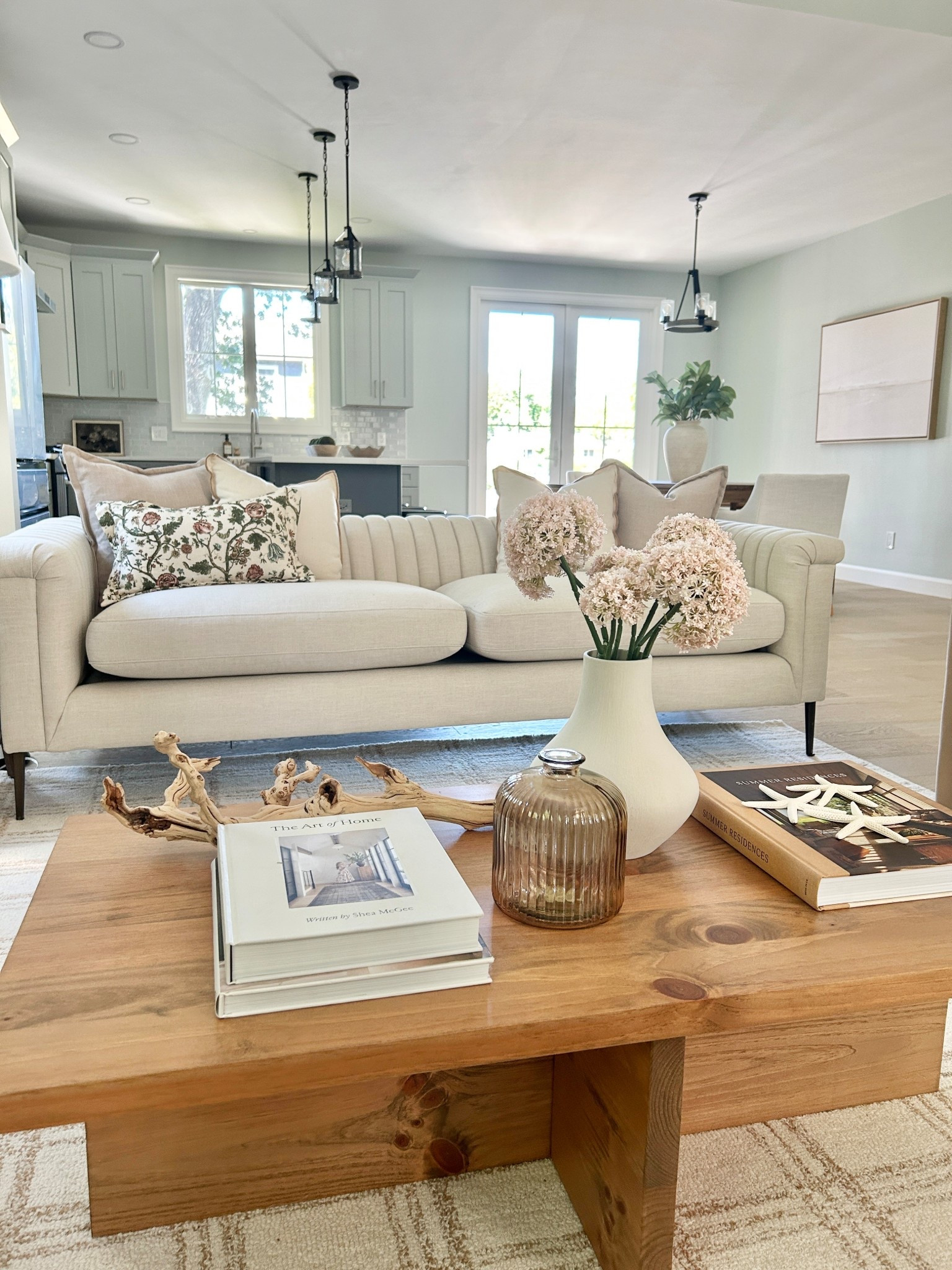 Neutral living room with Fall touches. 

#livingroom

#LTKHome
