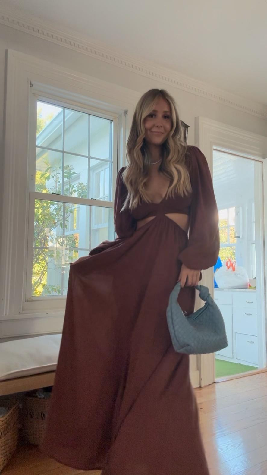 one of my favorite color combos 🩵🤎

wedding guest dress | wedding guest look | wedding guest dresses | cutout dress | brown maxi dress | vacation outfit | chocolate brown | baby blue mini bag | baby blue bag | puffy sleeves | steve madden heels | summer dresses | summer maxi dress 

#LTKWedding #LTKParties