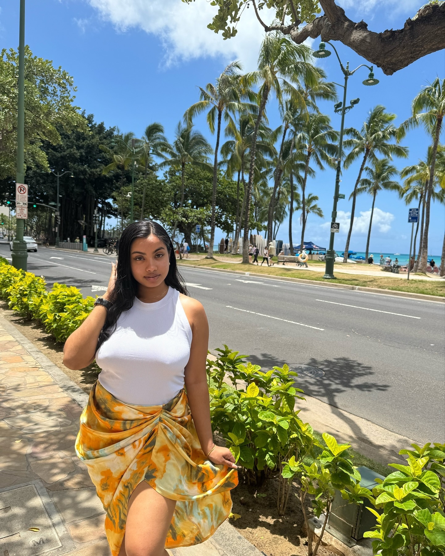 Island girl 💛 Skirt from PLT linked!
•
•

#travelblogger #hawaiitrip #hawaiilifestyle #travelinfluencer #browngirl #travellifediary #traveldiares #traveltip #travellifestyle #discoverunder10k #microinfluencers

#LTKStyleTip #LTKTravel