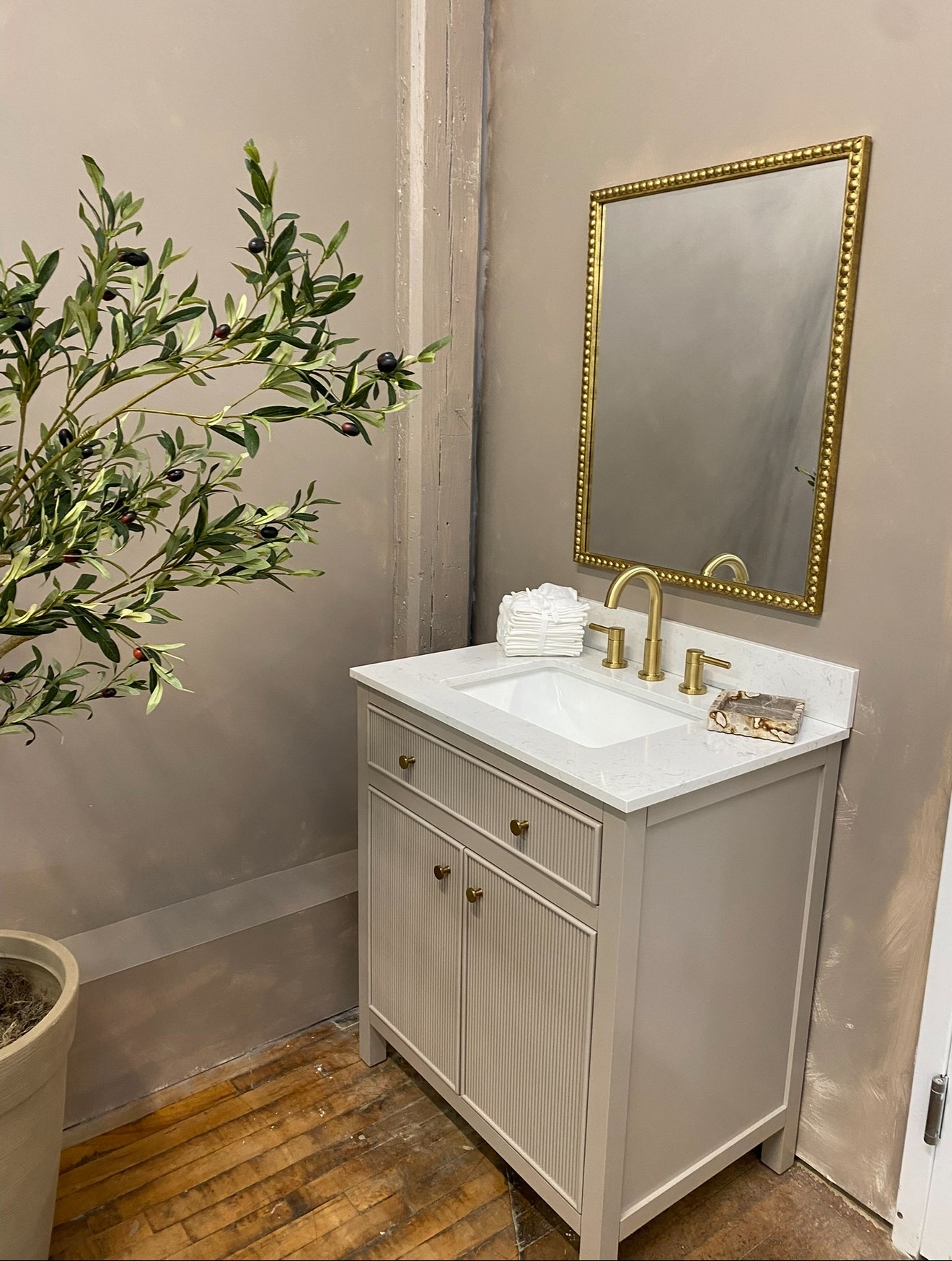 Bathroom vanity and decor 

#LTKHome
