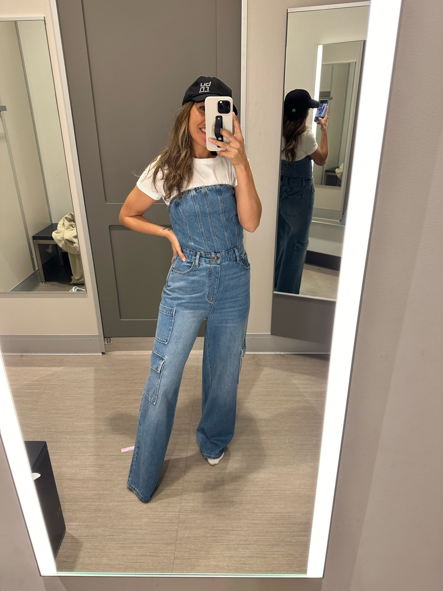 Casual denim jumpsuit 
#springoutfit #jeans #spring #vacationoutfit