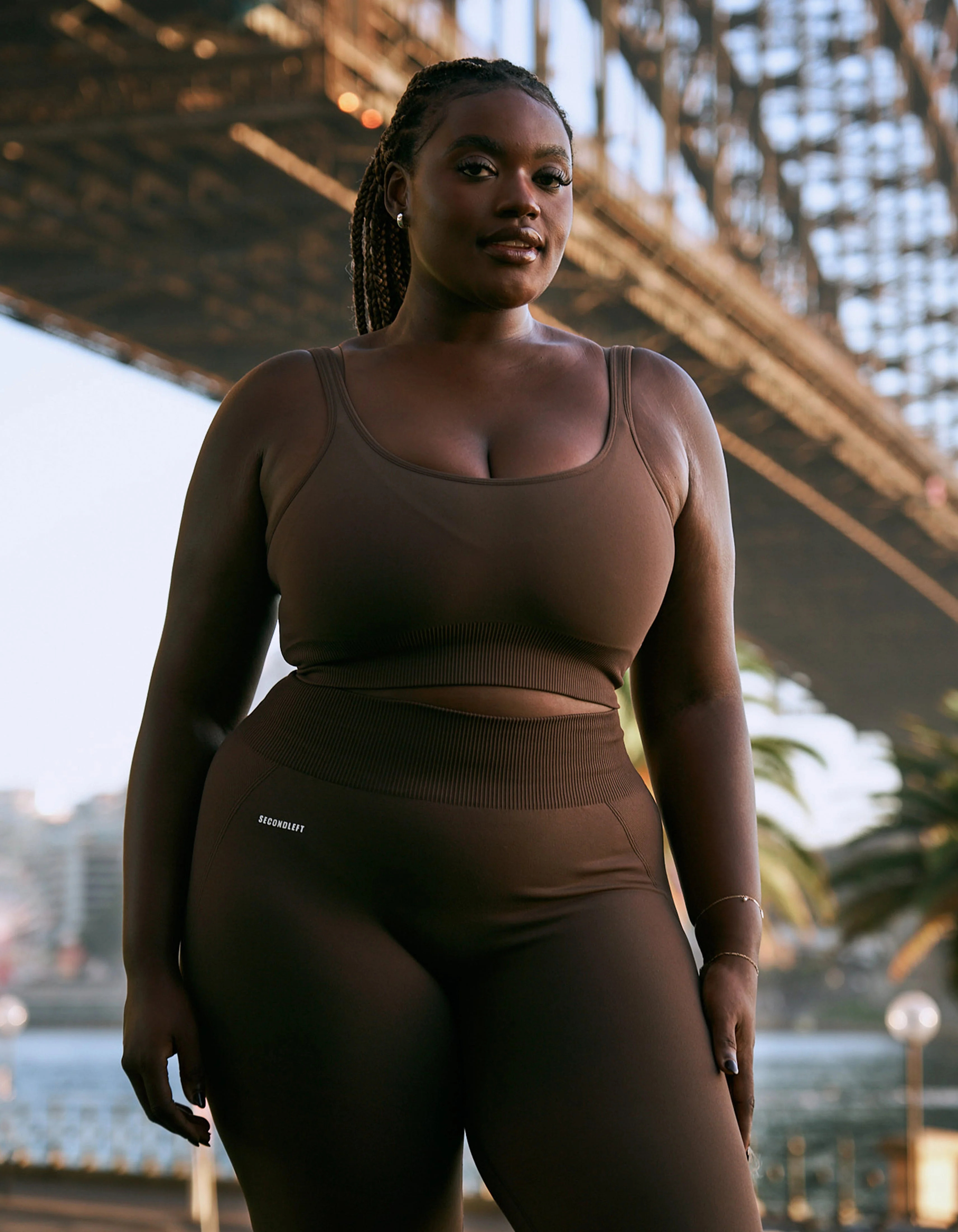 Seamless Low back Crop - Espresso | SECONDLEFT