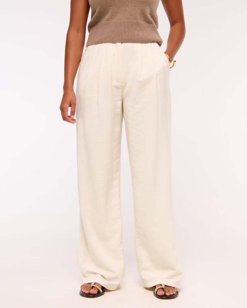 Curve Love A&F Sloane Crepe Tailored Wide Leg Pant | Abercrombie & Fitch (US)