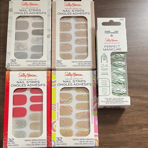 Sally Hansen Nail Stripes and DVF Green and White Press on Nails | Poshmark