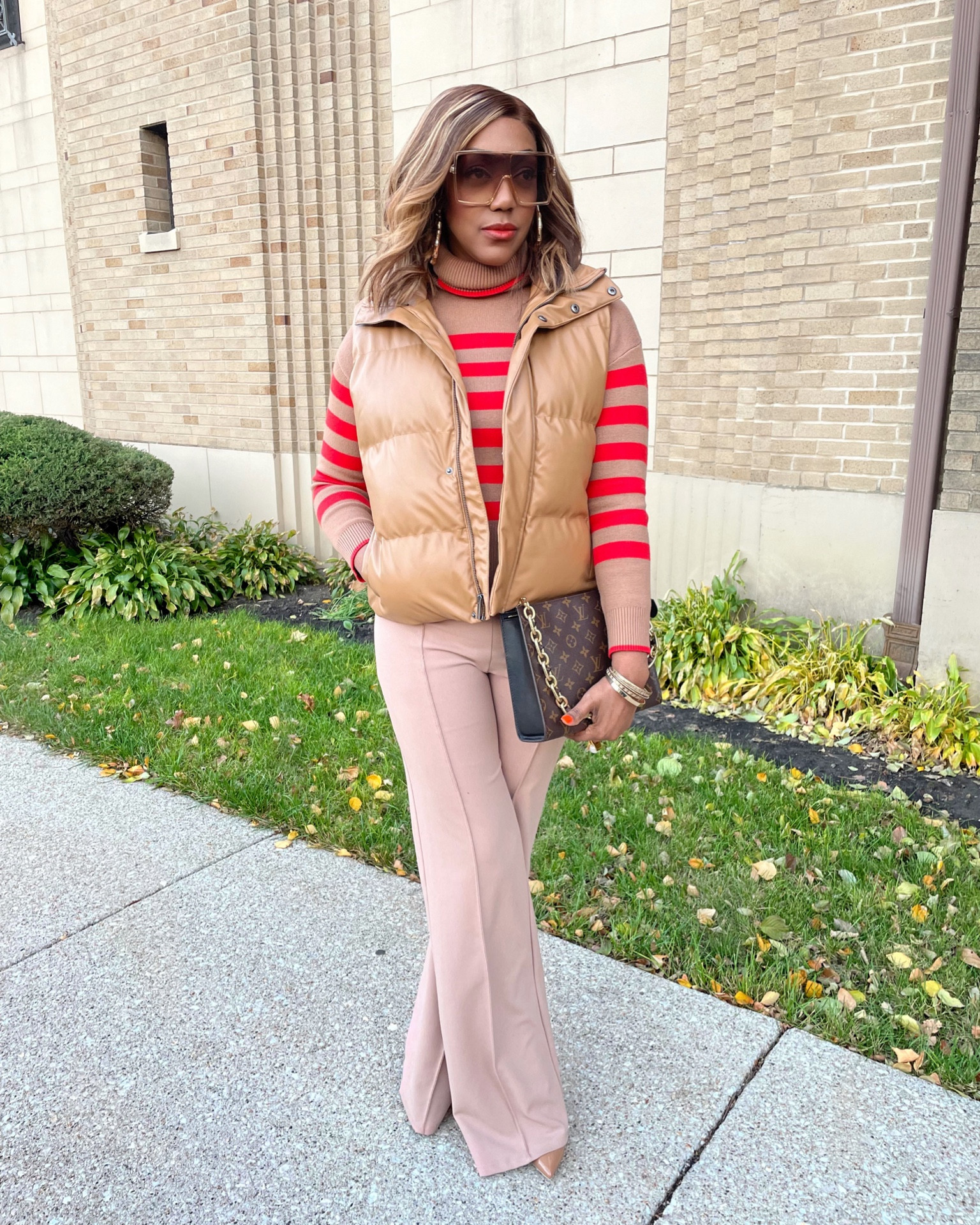 The perfect fall look for a casual day on the go. 

#LTKover40 #LTKfindsunder50 #LTKfindsunder100