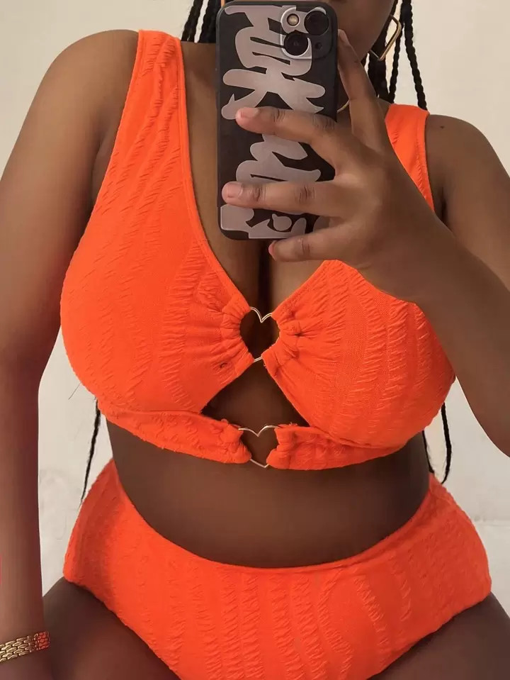 SHEIN Plus Heart Ring Linked Bikini Swimsuit | SHEIN