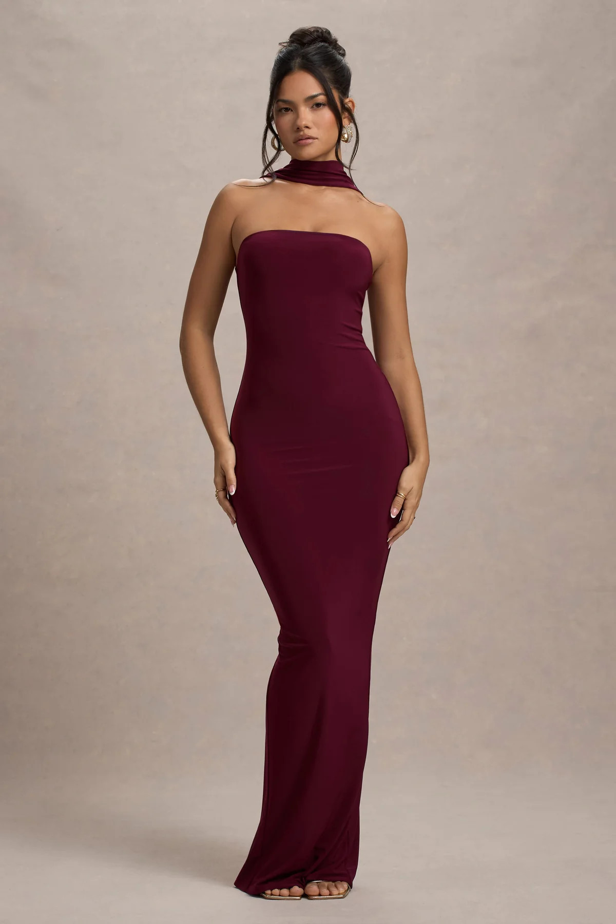 Nobu | Burgundy Bandeau Maxi Dress With Halter-Collar | Club L London