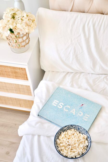 Coming home after a girls getaway to the new retreat sheets from @cariloha makes feel like I’m still on vacay 💙 They have the softest, coziest bamboo bedding and pillows that feels like pure luxury 🙌 Use code SAMANTHAR30 
for 30% off your order!

#ad 

#LTKhome