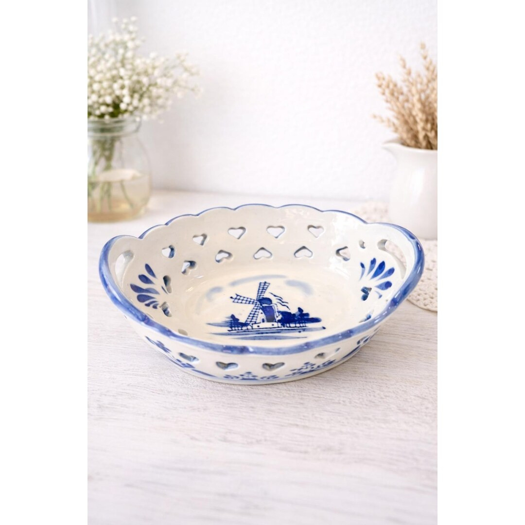 Vintage Delft Blue and White Trinket Dish With Reticulated Hearts - Etsy | Etsy (US)