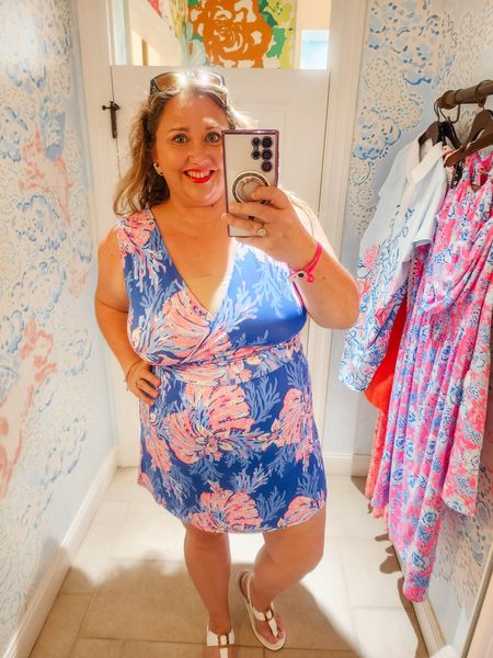 This is the Clara sleeveless romper. It fits exactly like the parigi romper. It does not come in a XXL only up to XL (pictured here) It is the same very low cut in the front with PLENTY of room on the top. Super stretchy material. Built in shorts. #livinglargeinlilly #lillypulitzer #romper 

#LTKstyletip #LTKplussize #LTKmidsize