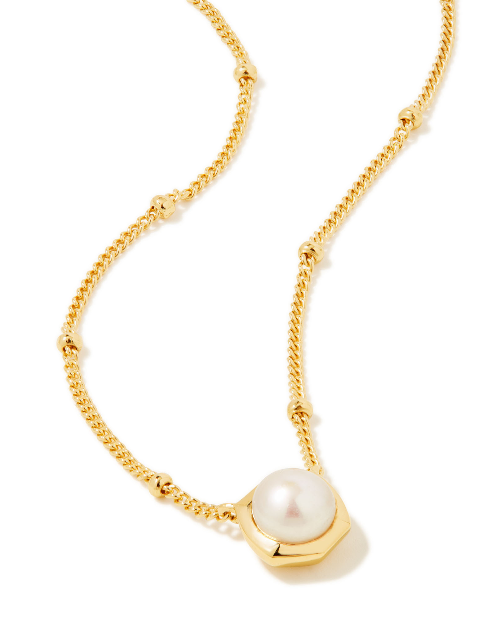 Davie Pearl 18k Gold Vermeil Pendant Necklace in Freshwater Cultured Pearl | Kendra Scott