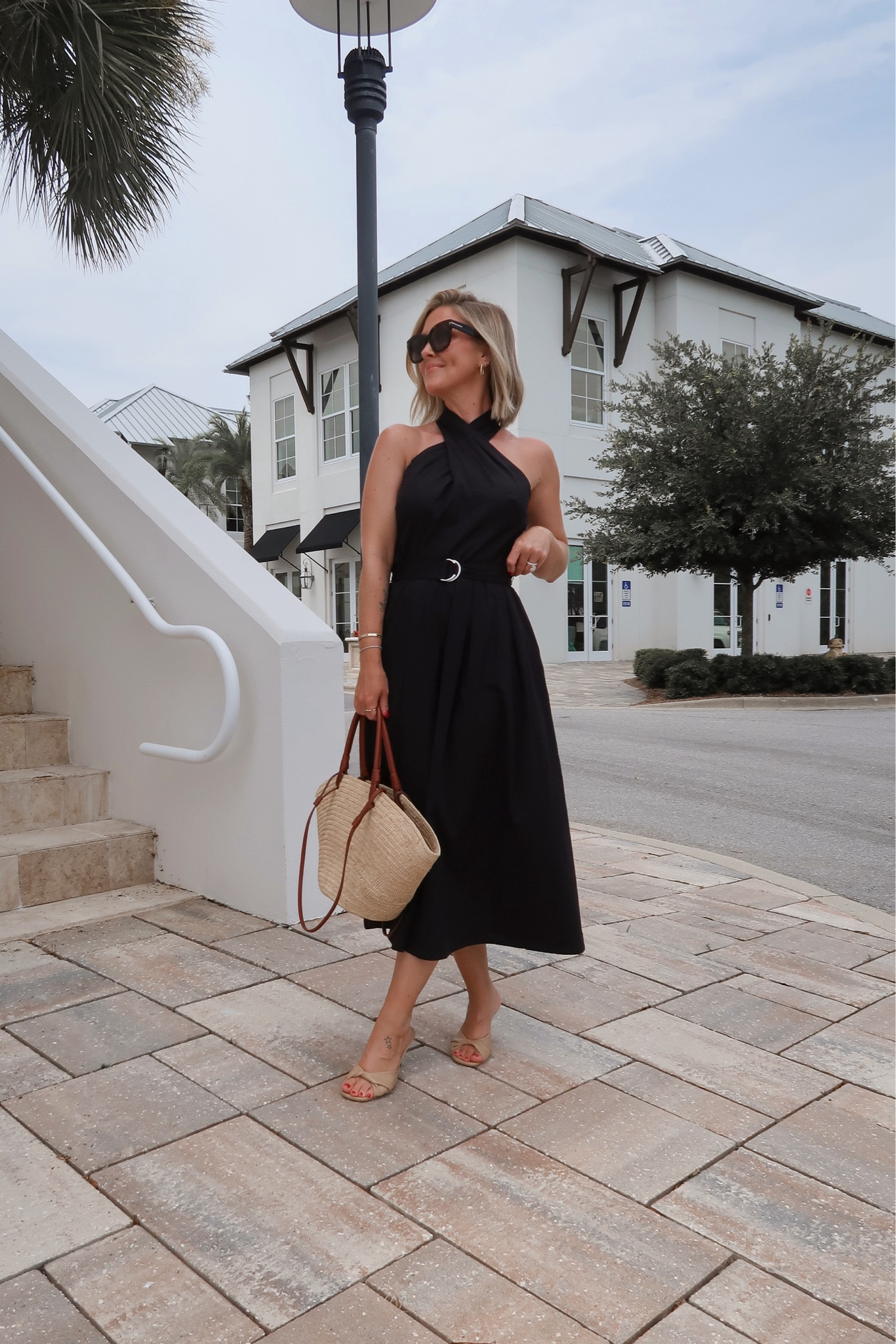 The perfect chic dinner dress!
 $30 from @Walmart 🖤 @WalmartFashion #WalmartPartner #WalmartFashion

#LTKFindsUnder50 #LTKStyleTip #LTKTravel