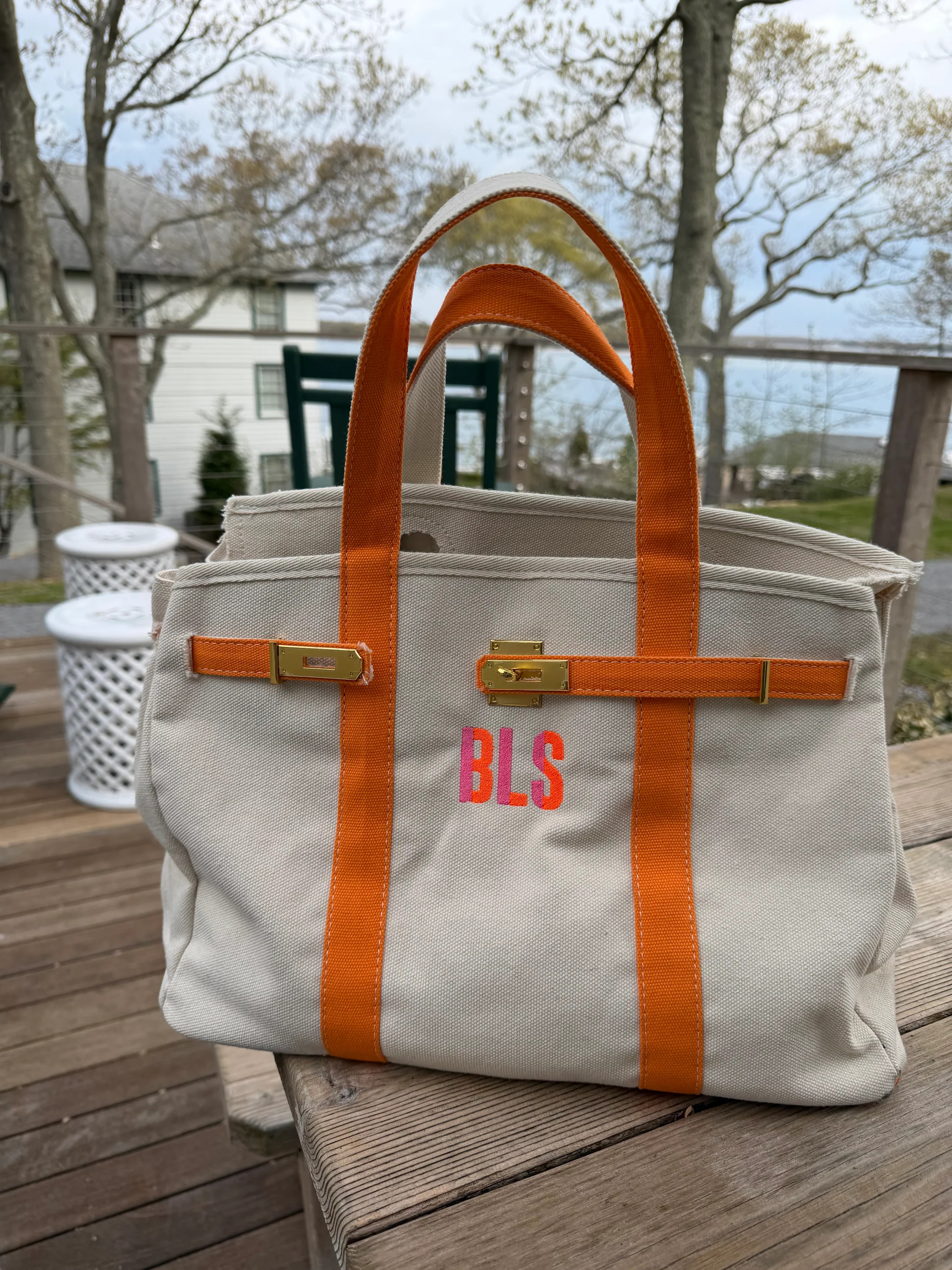 Your new favorite tote | Monogram Mary