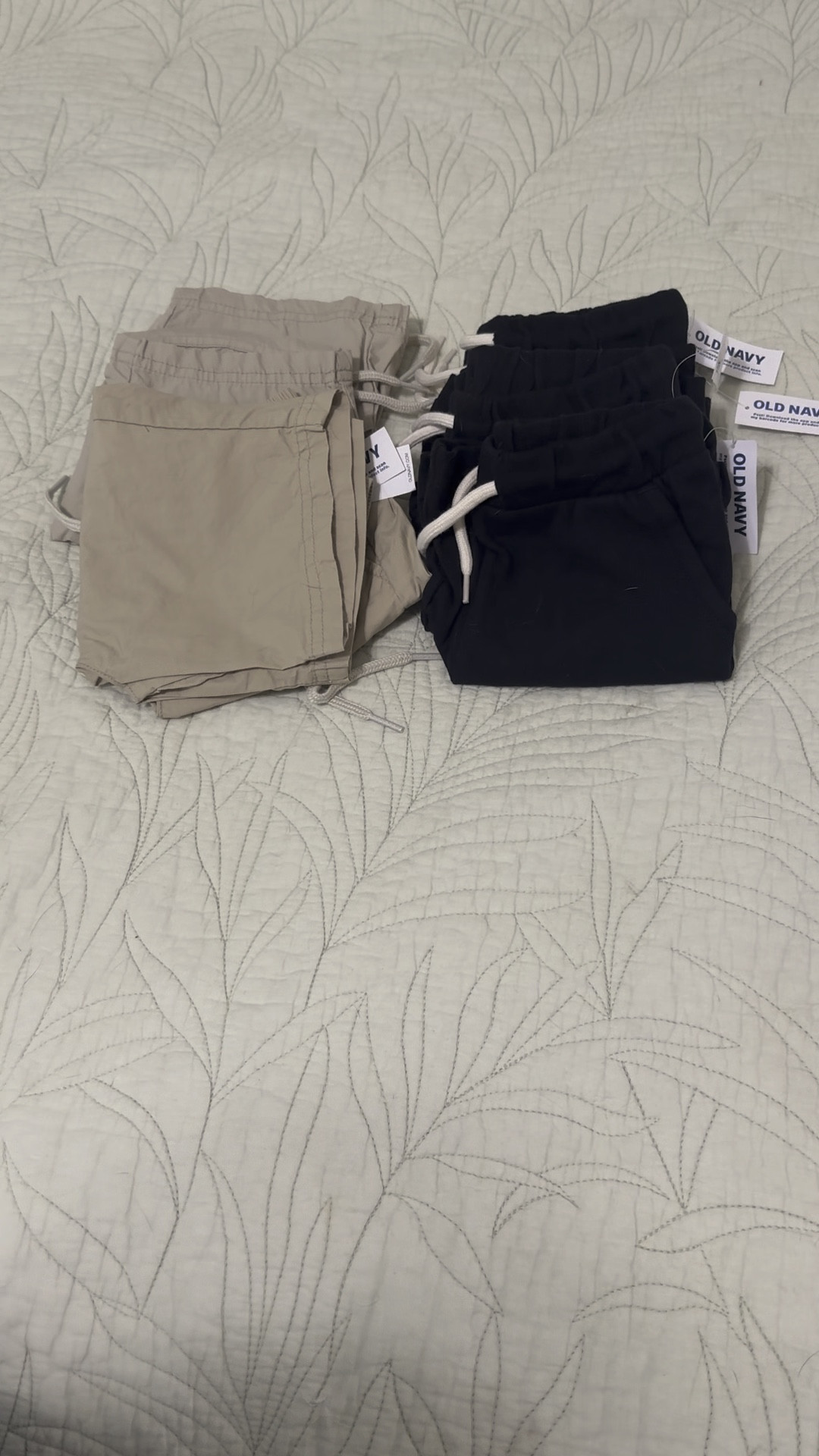 Old Navy got me again with their amazing deals. I grabbed some activewear for me and stocked up on toddler summer clothes. I love the quality of Old Navy’s clothes and with these prices, it’s an unmatched value. 

Here’s a little Old Navy haul for your viewing pleasure!

#LTKActive #LTKSummerSales #LTKPlusSize