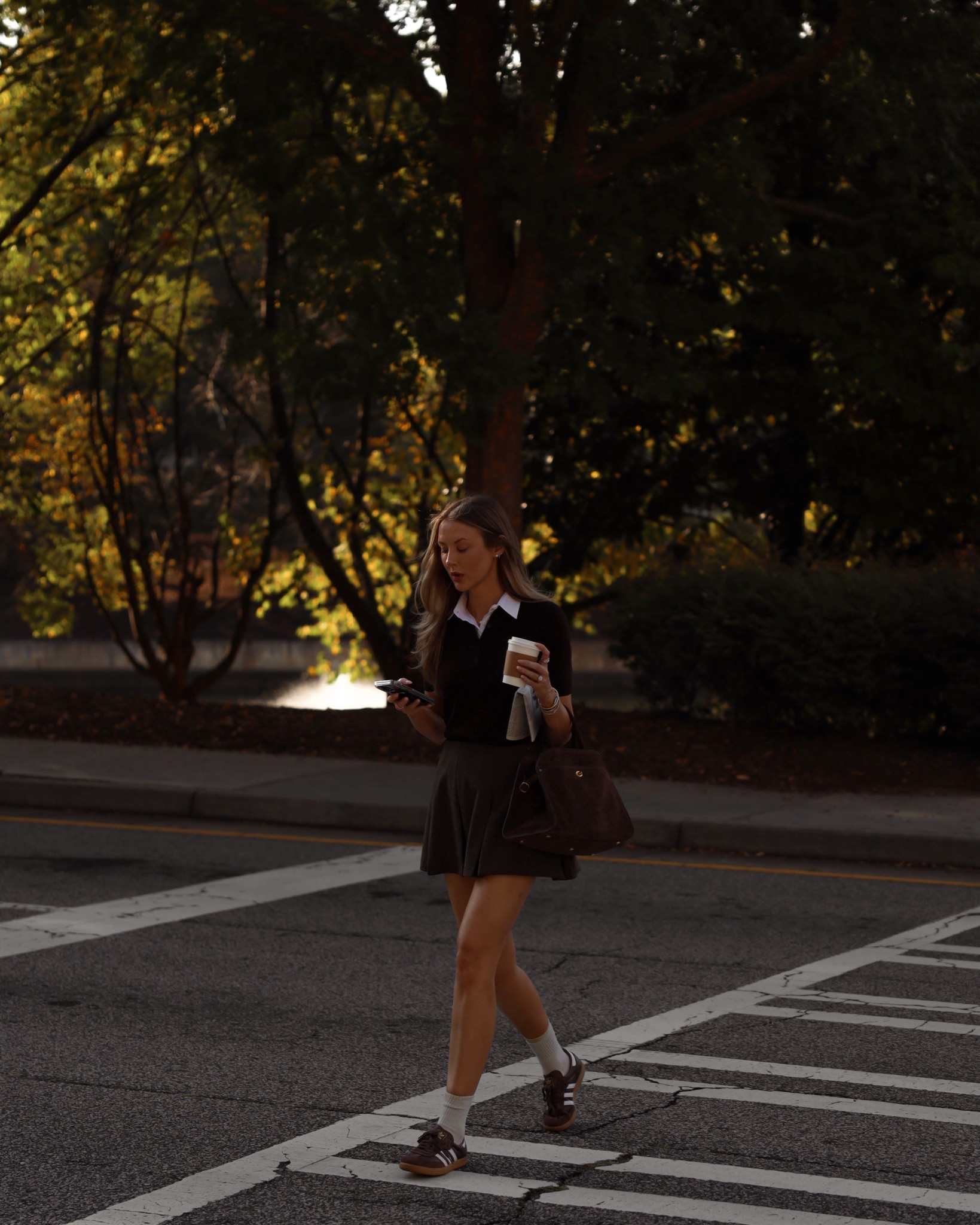 Preppy fall outfit
Layered fall outfit inspo
Pleated mini skirt
Plaid mini skirt
Short sleeve collared skirt 
Adidas samba outfit
Brown suede bag