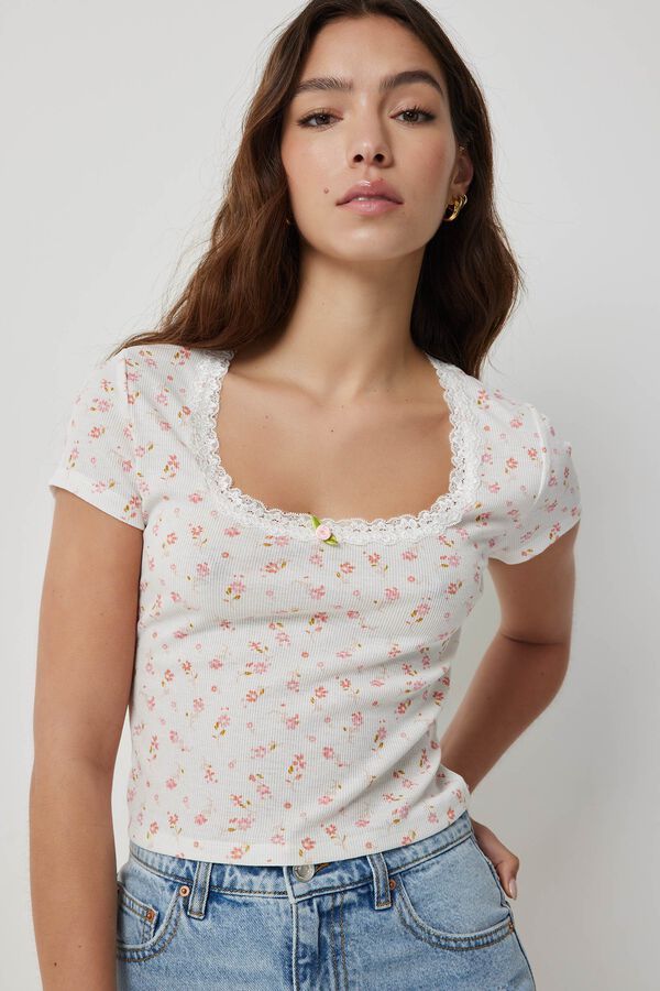 Floral Crop T-Shirt with Lace Trim | Ardene