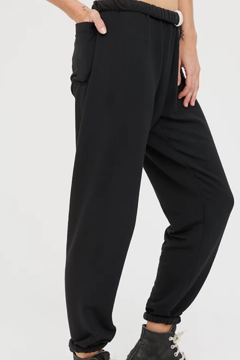 American eagle aerie sale!! These joggers are buttery soft and on sale for $35🤩🤩

#LTKFindsUnder50 #LTKSummerSales #LTKSaleAlert