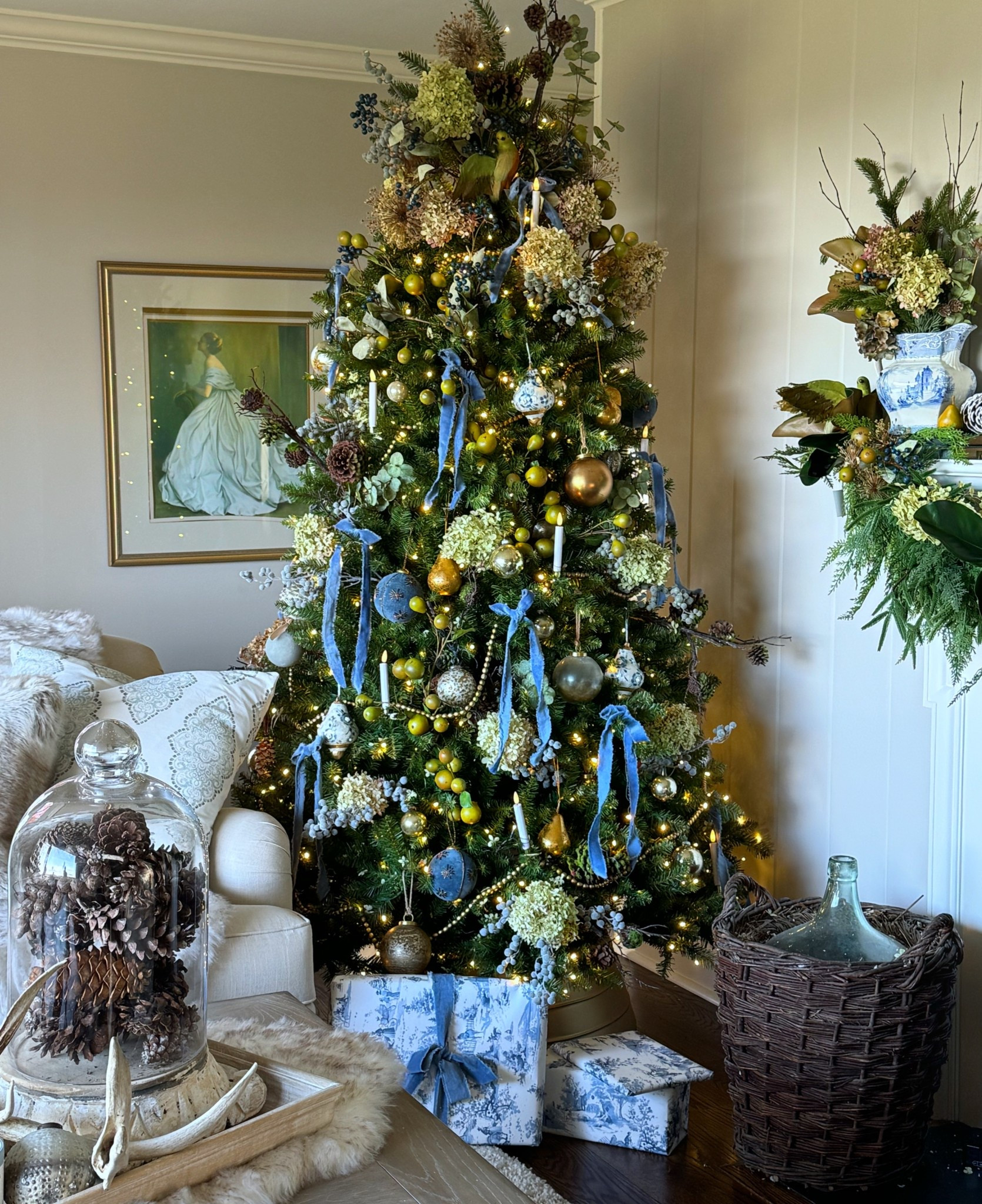 Bring timeless charm to your home with this blue and gold Christmas tree inspired by classic French country and cottage style décor. 💙💛 I used dried hydrangeas, velvet ribbon, and vintage ornaments to create a look that feels both elegant and natural. The mix of gold accents, blue toile wrapping paper, and soft candlelight adds warmth and sophistication — perfect for a European-inspired holiday home. 🌿🎄

#LTKSeasonal #LTKHoliday