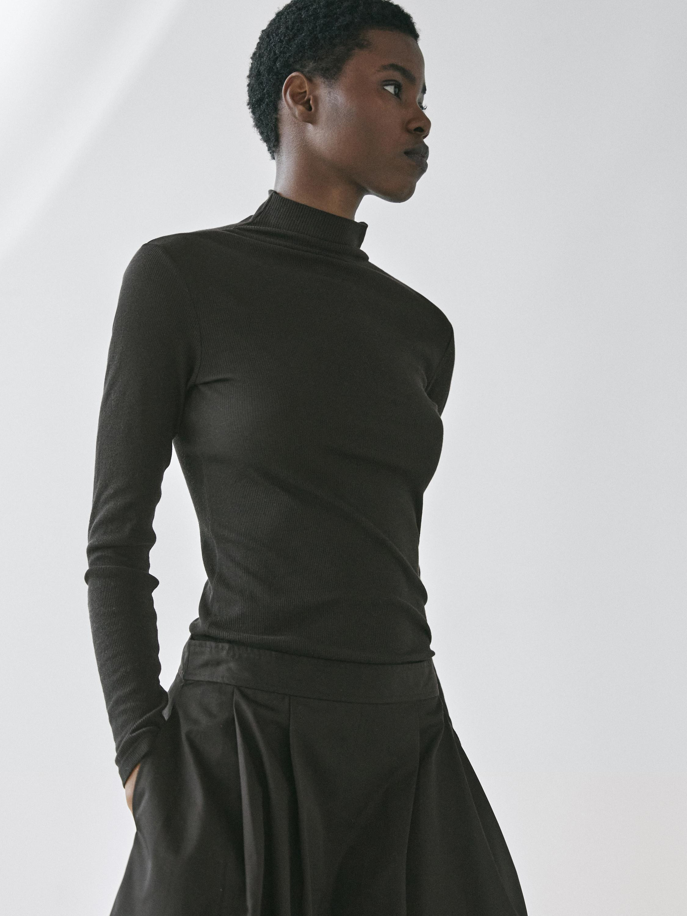 T-shirt en coton à manches longues finition côtelée | Massimo Dutti FR