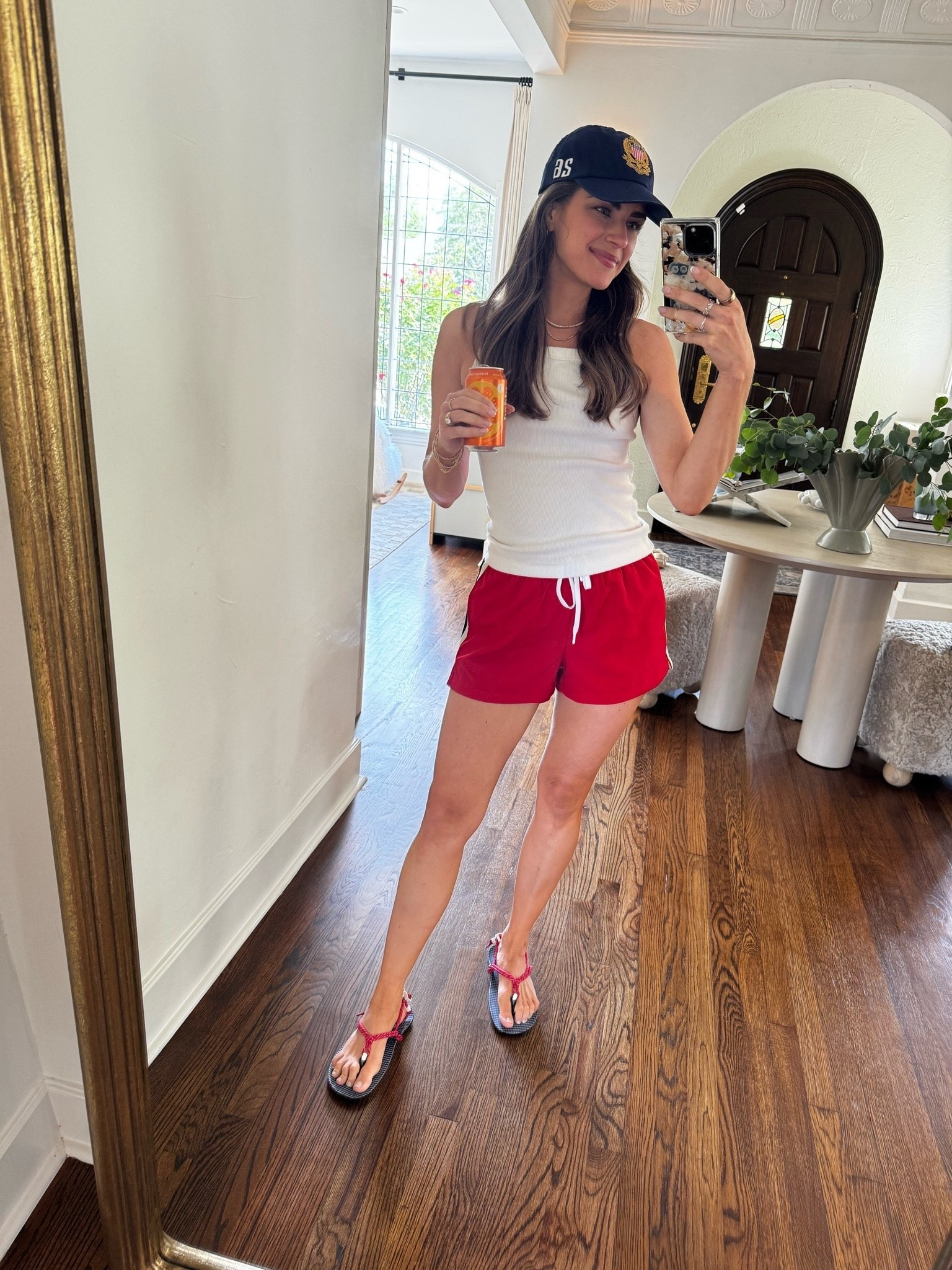 Cutest athleisure shorts ever for summer!! (Size small)