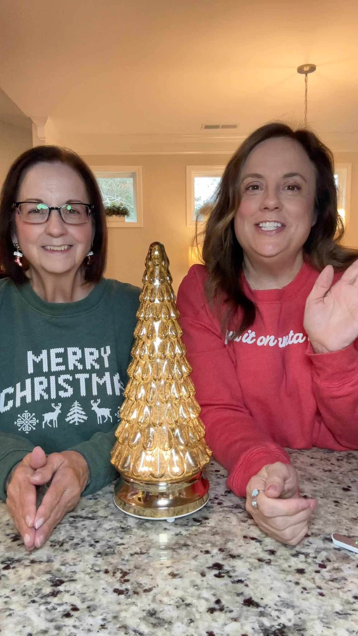 Gift ideas for the home from @qvc and beauty gift ideas for her.  The Lange Edge comes in black or pink. 


We’ve been away but we’re back to share some gift ideas now that Black Friday is near.  PS:  we dimmed the lights to help show the lighted decor.


#LTKGiftGuide #LTKBeauty #LTKHome