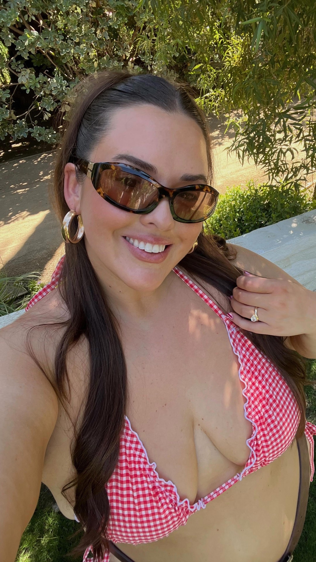 tell your brain to shut uppp & just put on the bikini 🗣️🗣️🗣️

Coachella, Coachella outfit, bikini, plus size swim, festival outfit

#LTKFestival #LTKSwim #LTKPlusSize