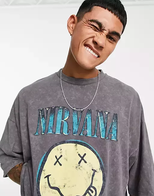 Nirvana Cropped Graphic Band T-Shirt