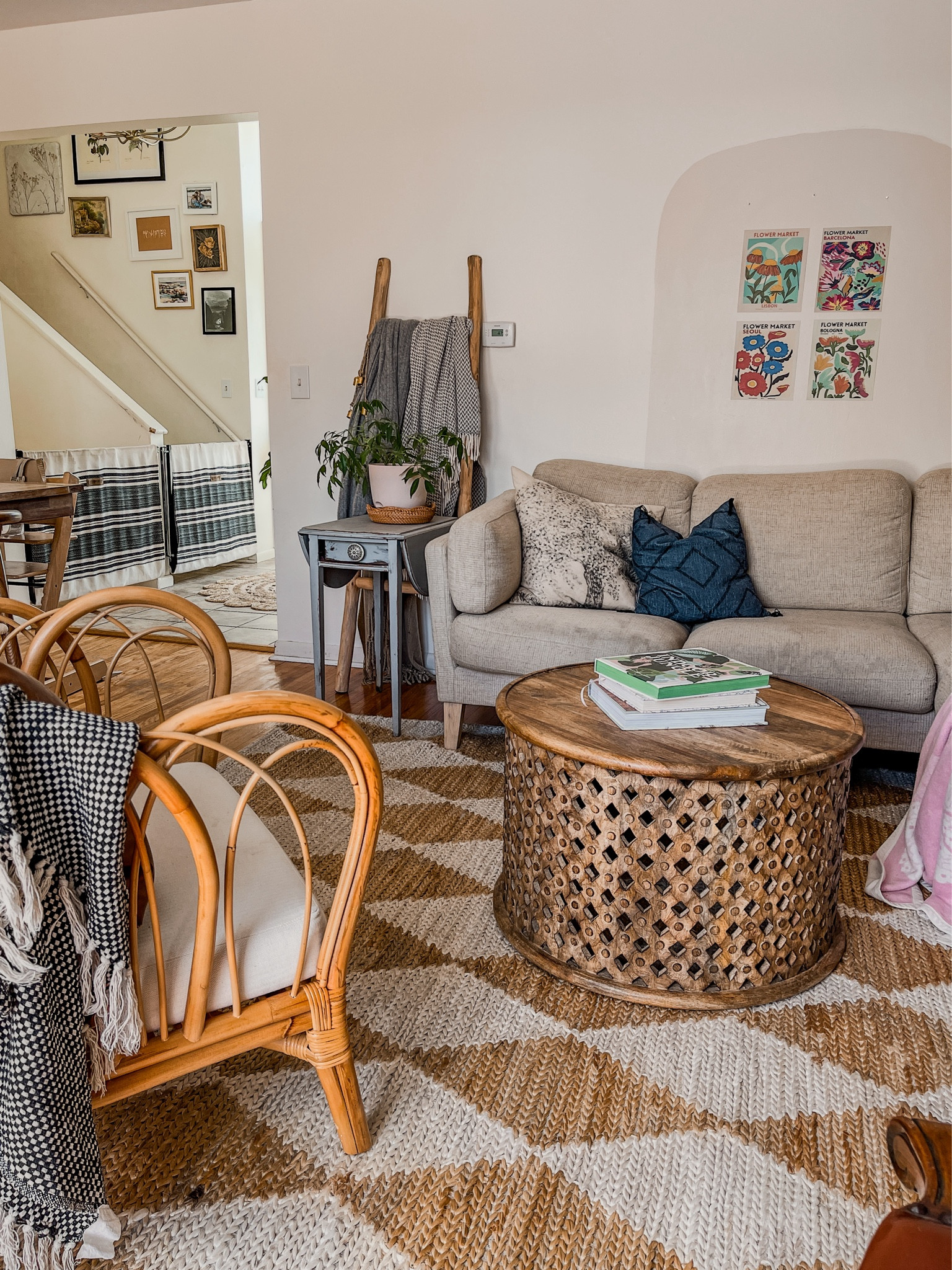 Living room decor & paint



#LTKstyletip #LTKhome #LTKfindsunder100