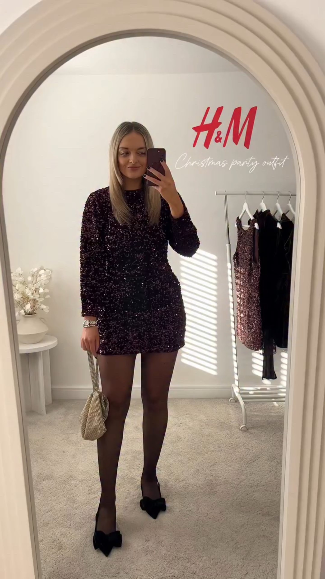 H&M - Christmas Party Outfit ❤️🎄✨


Partywear sequindress party dress christmasoutfit 

#LTKwinter #LTKfestive #LTKuk