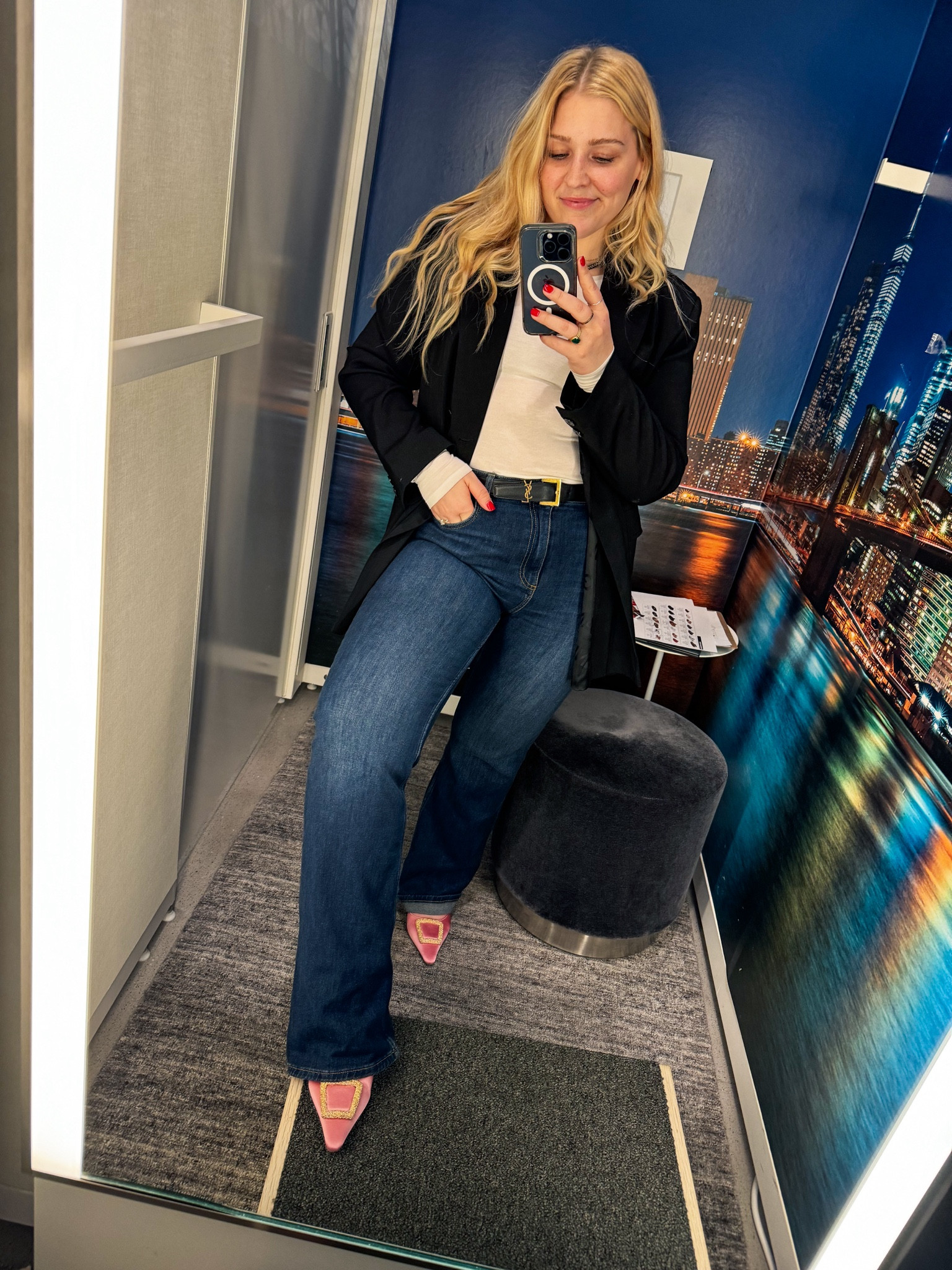 Blazer: Gianni (linked similar)
Long Sleeve: Nordstrom (linked similar) 
Denim: Zara (linked similar)
Shoes: Sam Edelman (Linked Exact)
Belt: YSL 

#LTKworkwear #LTKshoecrush