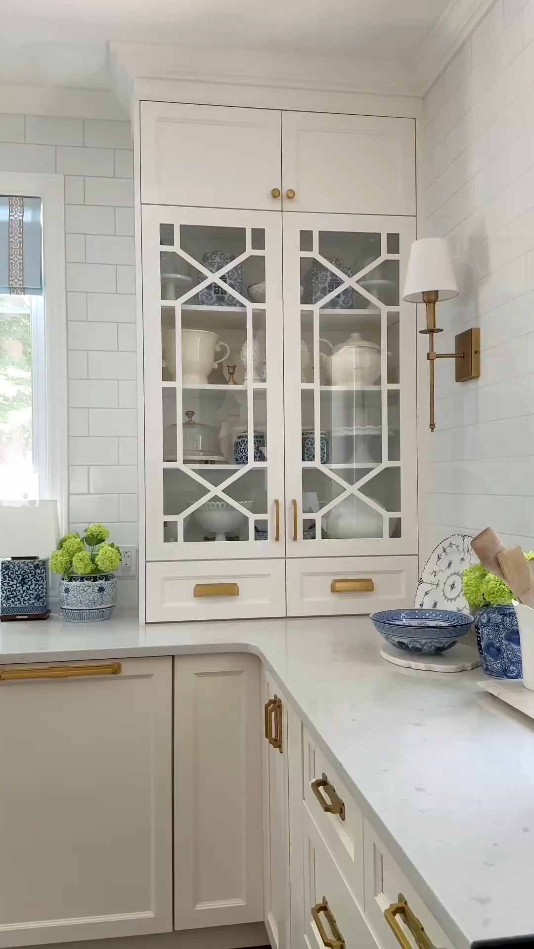 SO CHIC! Gorgeous pieces from @Wayfair that elevate our kitchen! We’ve layered in gorgeous lighting, plumbing and hardware through the years to create our stunning signature look!

Chic home, chic finds, chic decor, home finds, kitchen find, chic kitchen, kitchen decor

#LTKSeasonal #LTKHome