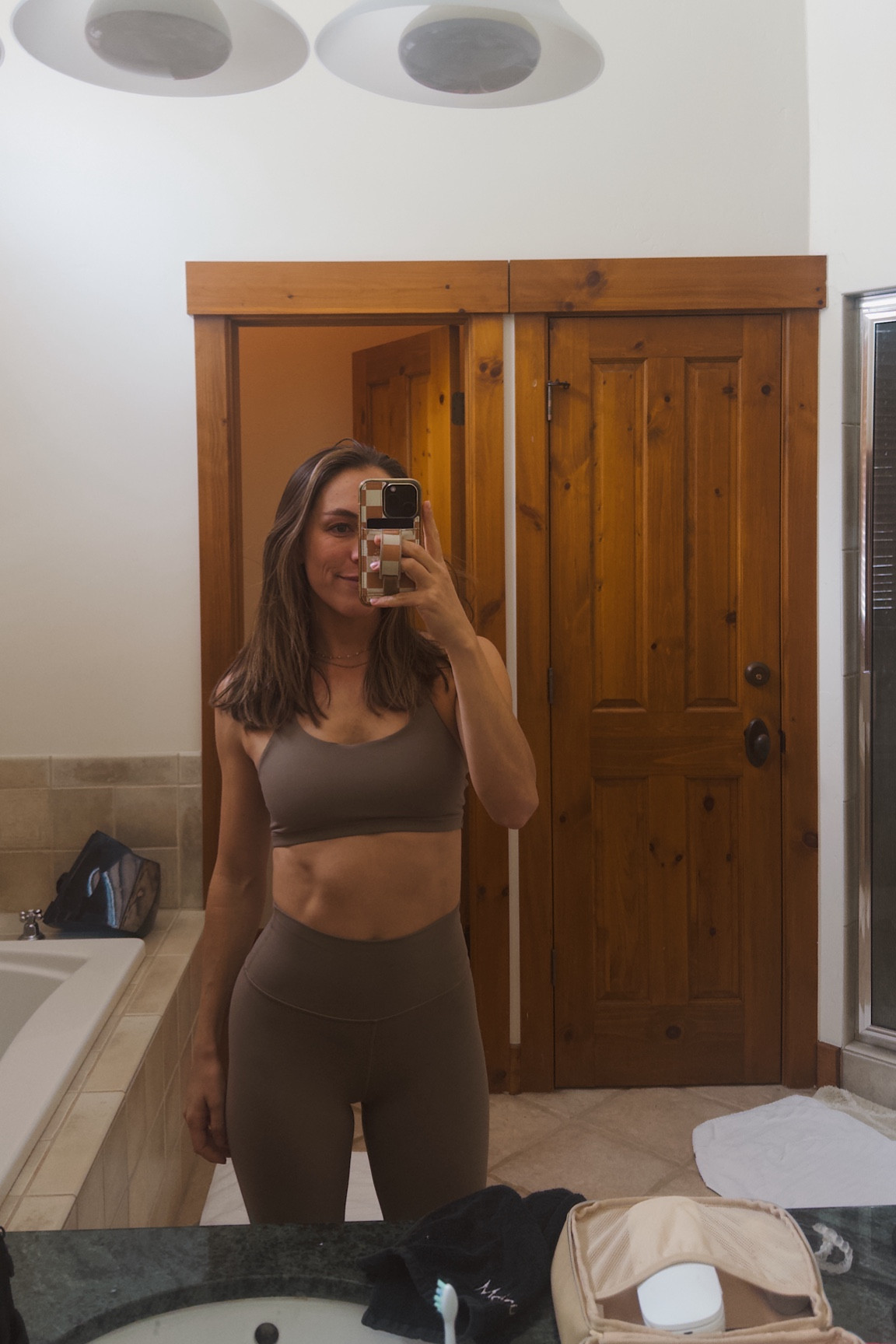 New athleta outfit - size S! 

SOOO COMFY and well priced

Athletic wear, athleisure, workout outfit

#LTKActive