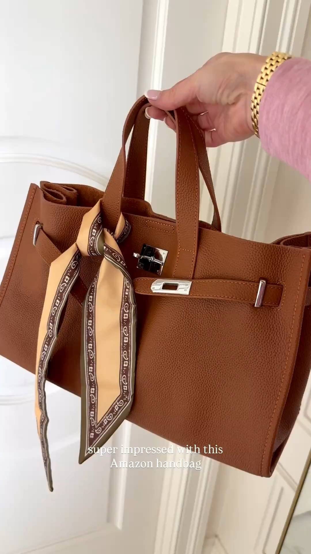 So impressed with this Amazon handbag 