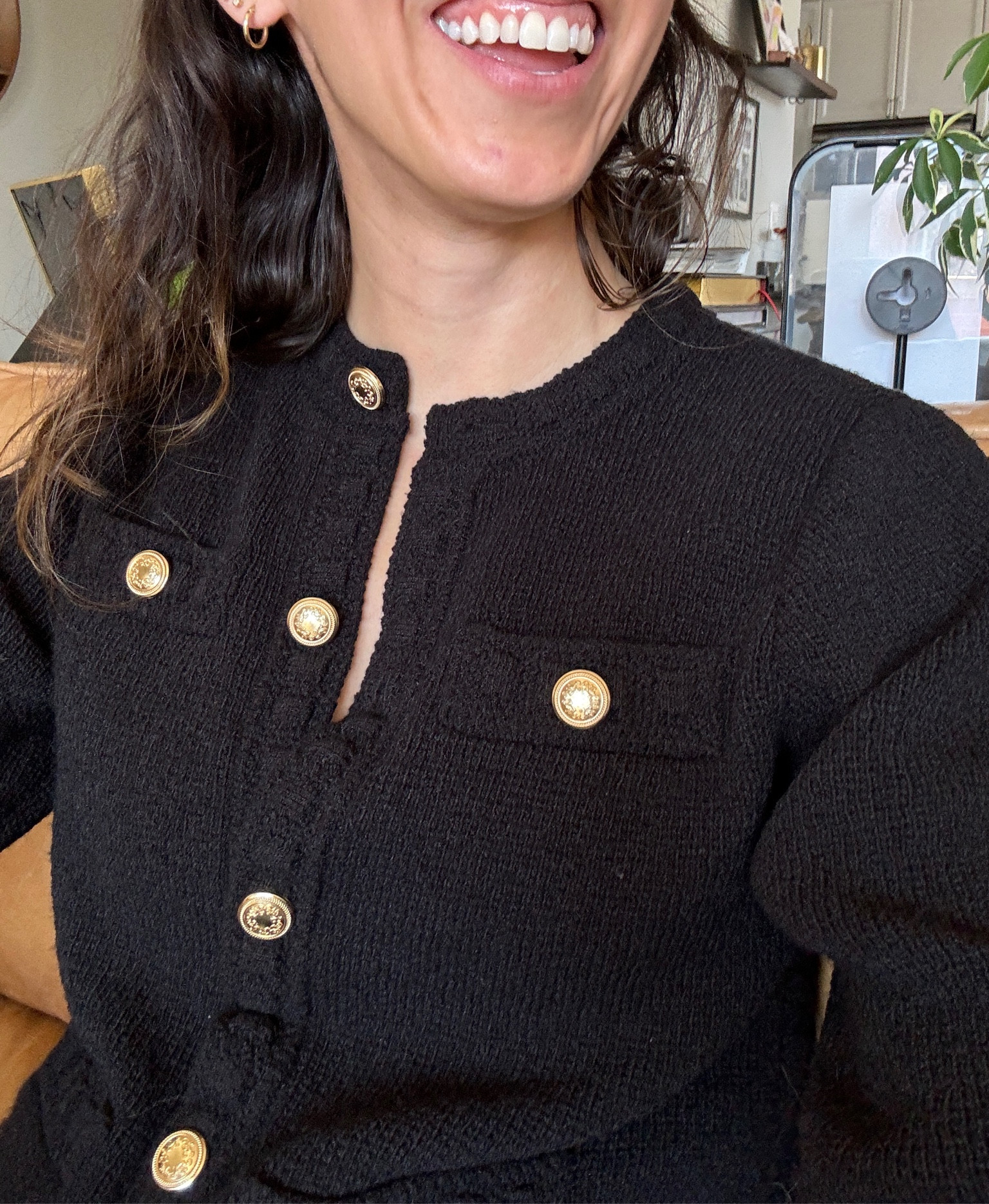 Cutest black cardigan for work. Great quality from H&M too

#LTKfindsunder100 #LTKstyletip #LTKworkwear