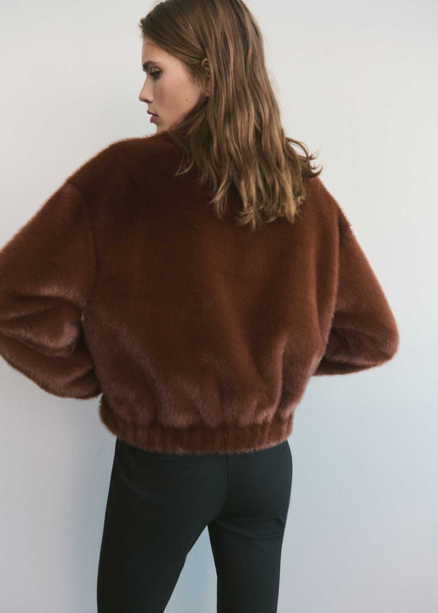 Faux fur effect jacket with pockets | MANGO (UK)