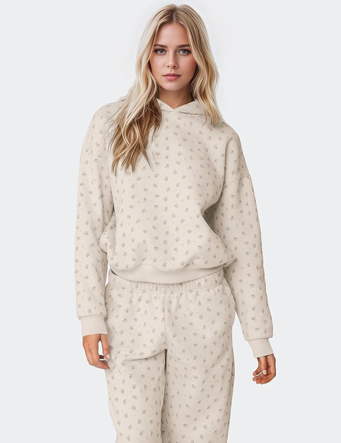 OLAPTA Women 2 Piece Outfits Ditsy Flower Print Sweatsuits Sets Long Sleeve Sweatshirts Wide Leg ... | Amazon (US)