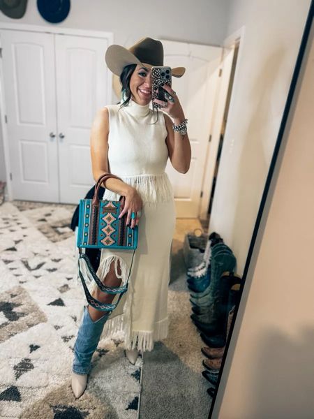 Western chic outfit idea perfect for a country concert outfit, Nashville outfit, or NFR outfit idea! Love this white two piece matching set with the fringe and paired with these amazing denim cowgirl boots.
3/27

#LTKstyletip #LTKparties #LTKshoecrush