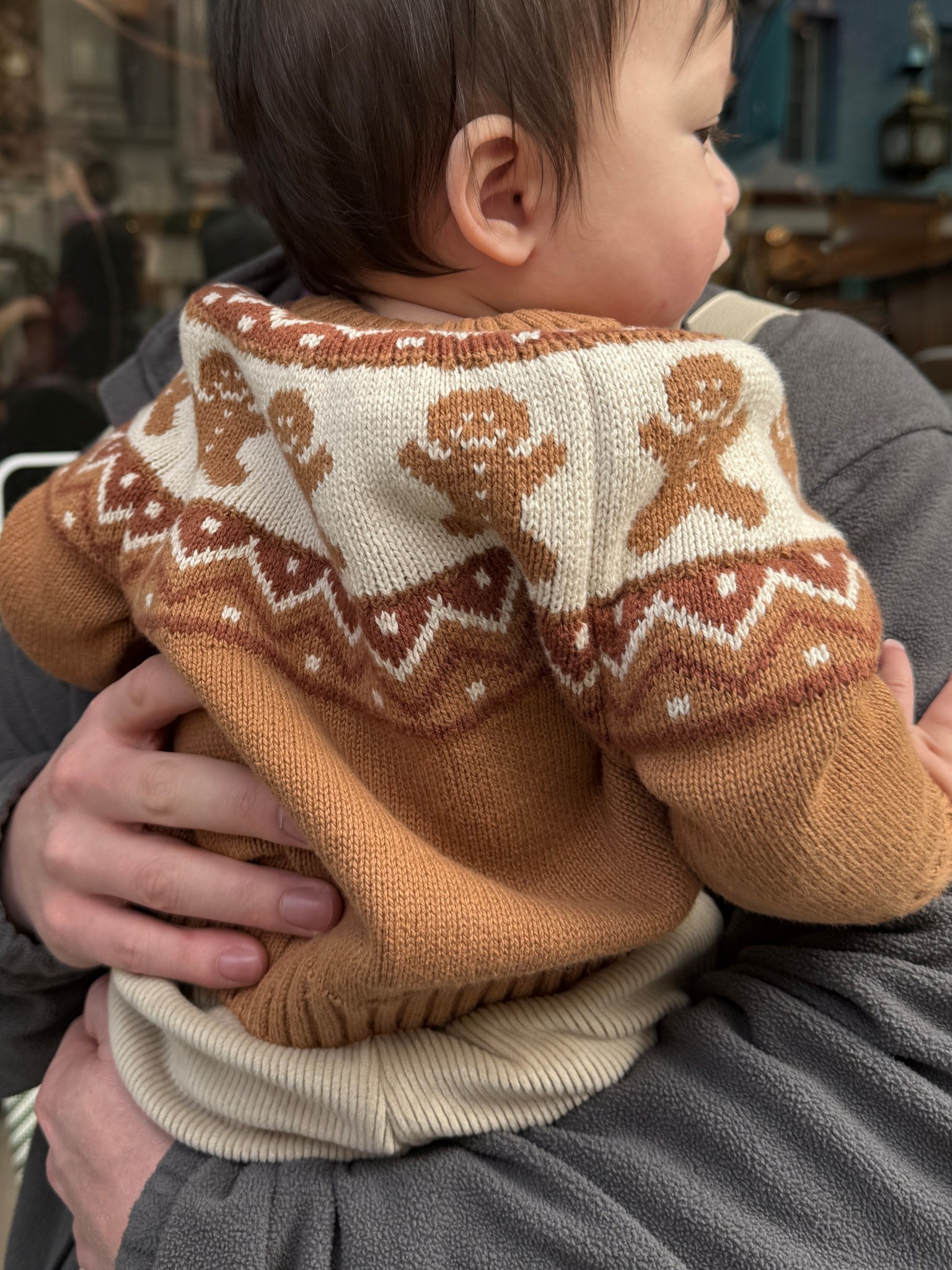Gingerbread sweater 

#LTKHoliday #LTKBaby